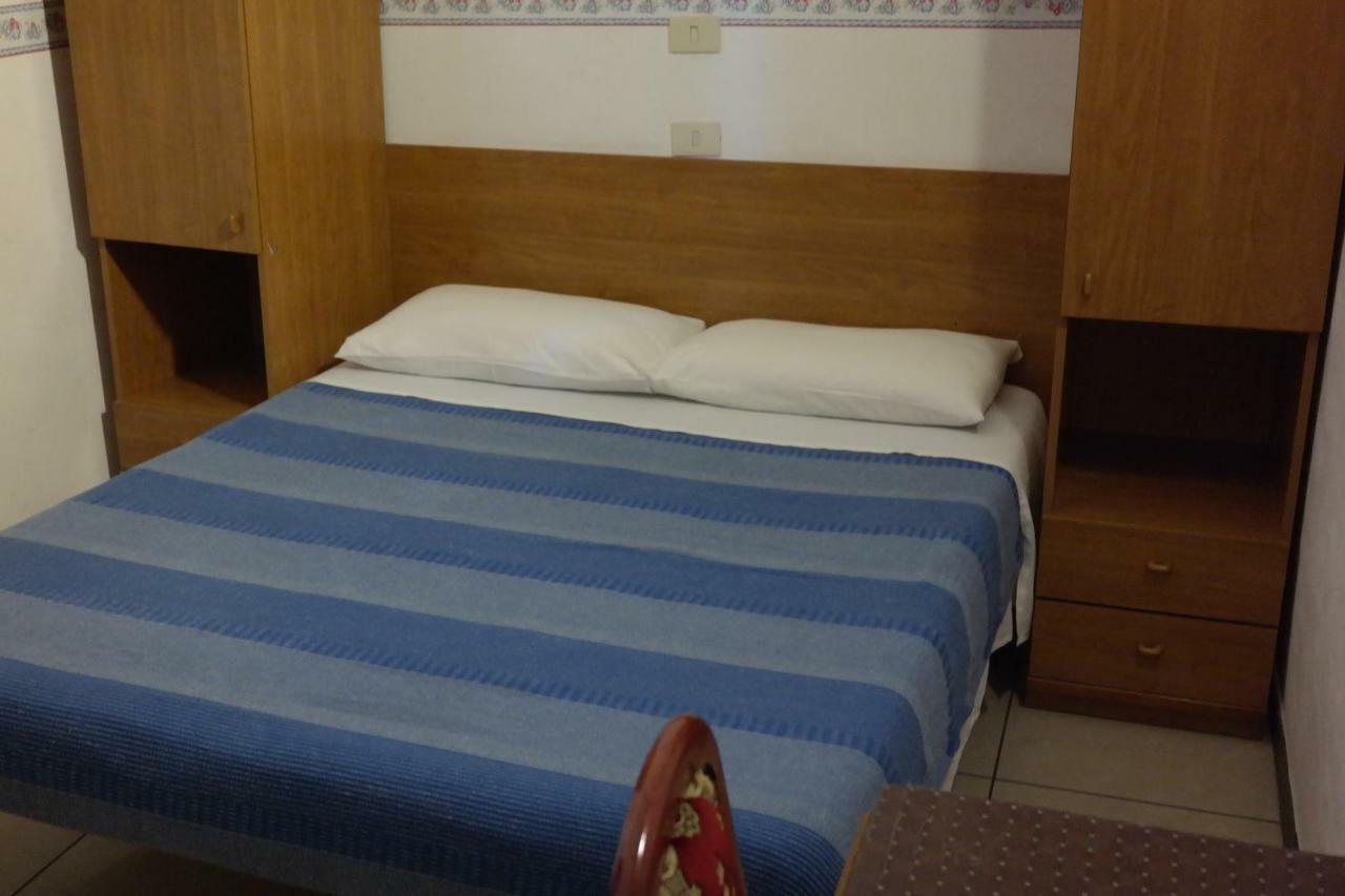 Hotel Houston Livorno - Struttura Esclusivamente Turistica - Not For Business Or Workers Exteriér fotografie